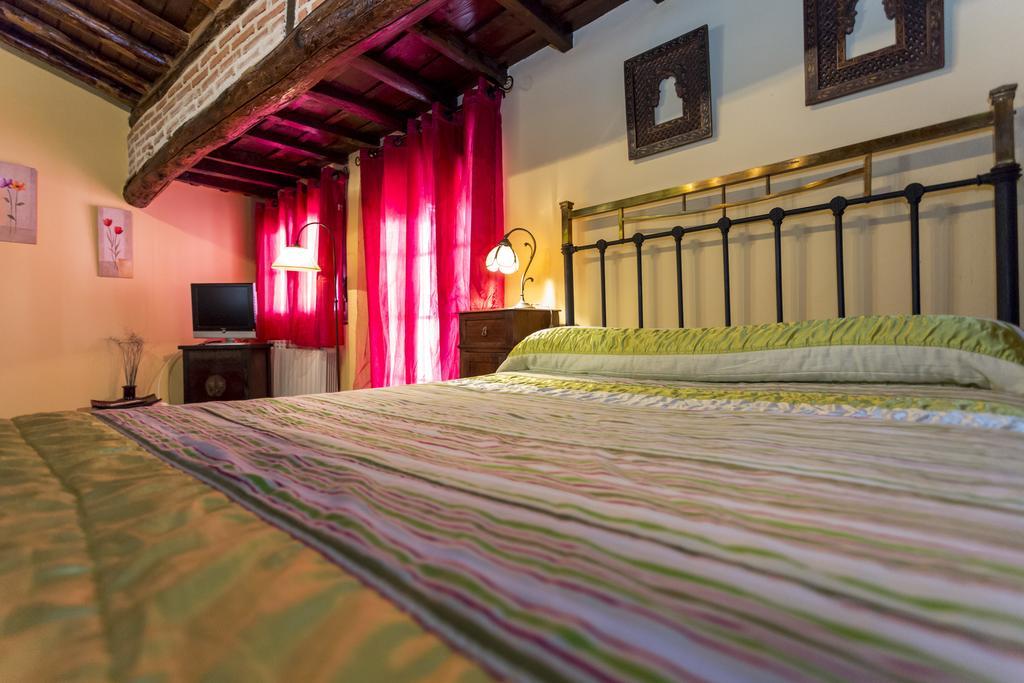 El Castanar Apartment San Esteban de la Sierra Luaran gambar